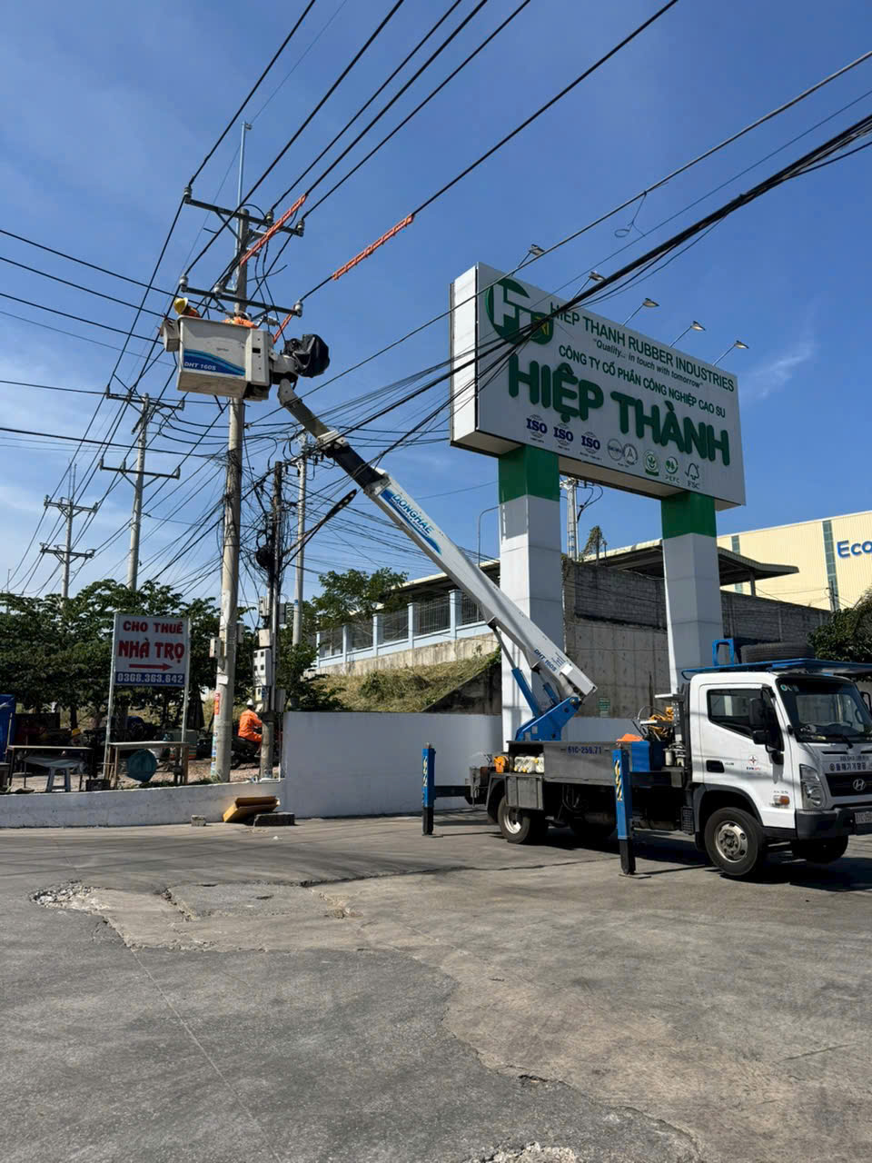 Ảnh hoạt động 4
